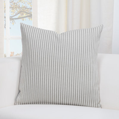 Everlast Indoor Throw pillow