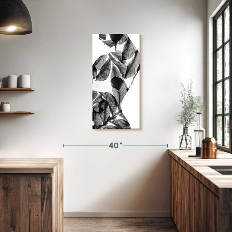 Silhouette fille feuille, H 36 po x l 18 po
