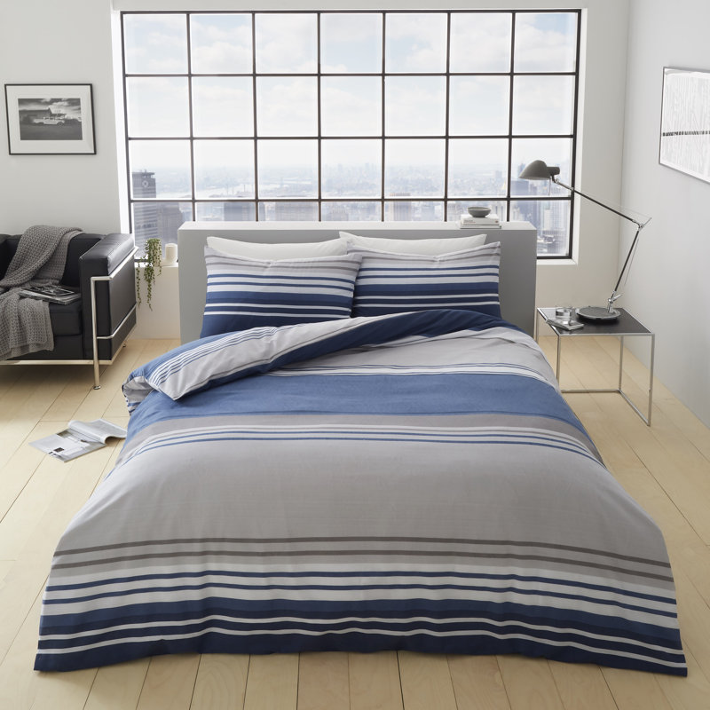 Geometric Polycotton Duvet Cover Set with Pillowcases - Lightweight Bedding in Single, Double & King Standard UK, King, Blue