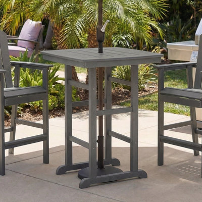 Hauteur de la table de bar en hauteur avec panneau en polyéthylène haute densité et plateau à lattes, table de bistro extérieure toutes saisons pour balcon sur le bord de la piscine, assemblage facile (chaises non incluses)