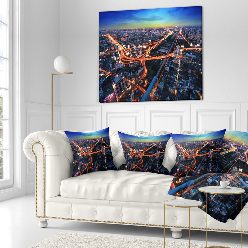 Vue aérienne de la voie express de bangkok - oreiller imprimé paysage urbain, 18 po x 18 po, Coussin décoratif