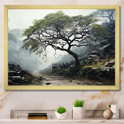 Arbre vert, élégance monochrome sur toile