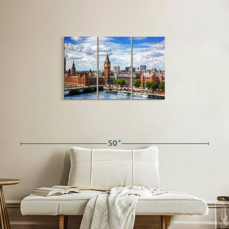 Sireci Westminster, 20" H x 33" W