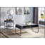 Table basse moderne à structure en métal avec tablette ouverte pour un rangement élégant