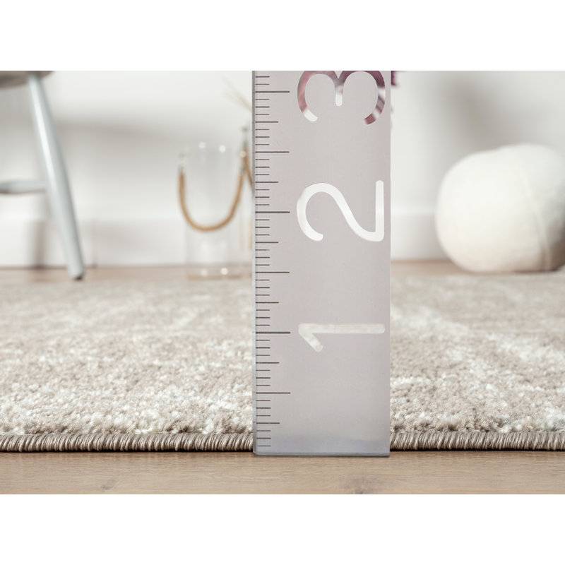 Wauneta Abstract Indoor Rug, Rectangle 5'3" x 7'6"