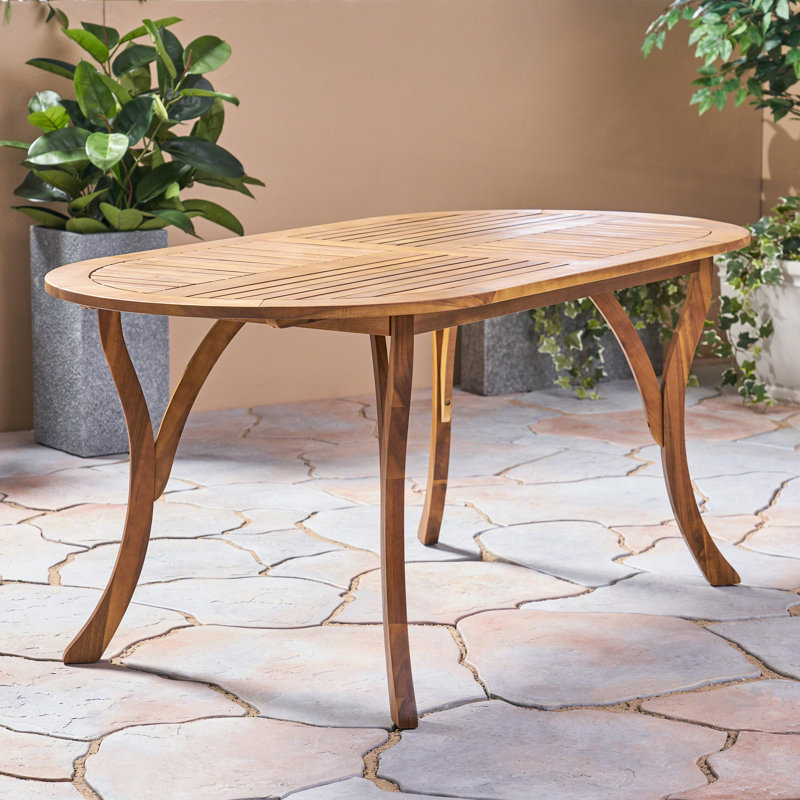 Table en bois 70 po avec finition ombrée pour un repas en plein air