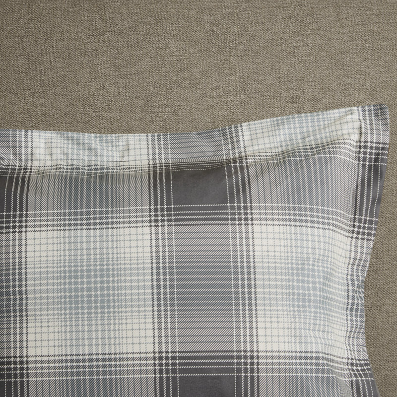 Gray Full/Queen Down Alternative Comforter Set with Plaid Pattern