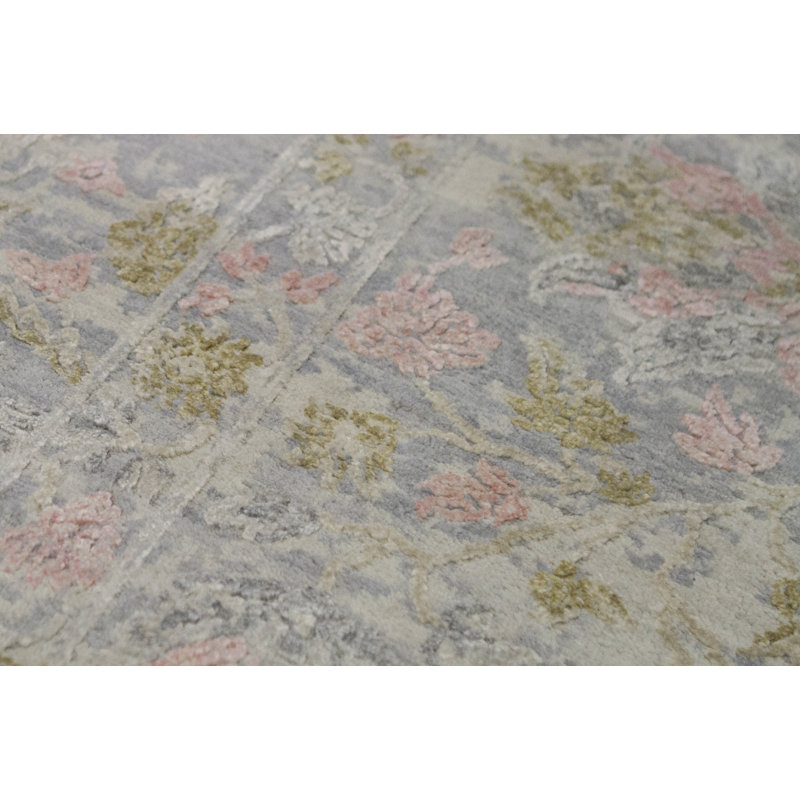Shamas Floral Area Rug in Gray/Green/Pink/Blue