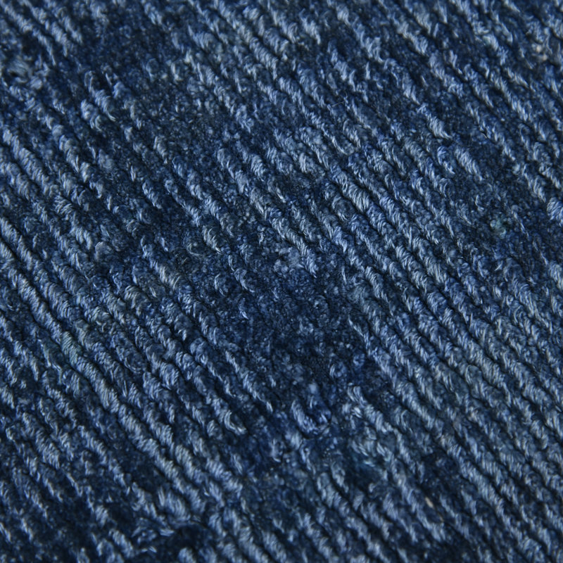 Handmade Blue Sapphire Viscose 2' x 3' Area Rug