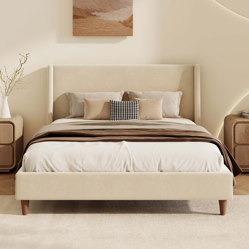 Lit plateforme tapissier en velours moderne avec tête de lit à oreilles et pieds en bois, sans sommier tapissier, Grand lit