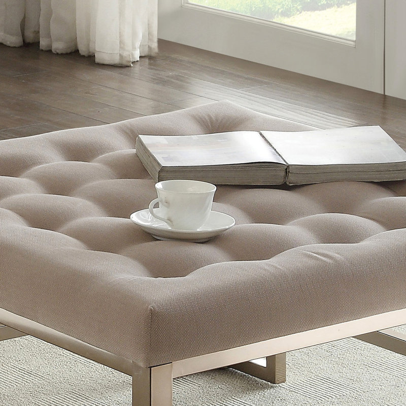 Beige moderne et champagne avec base texturée en champagne, convient aux espaces de vie