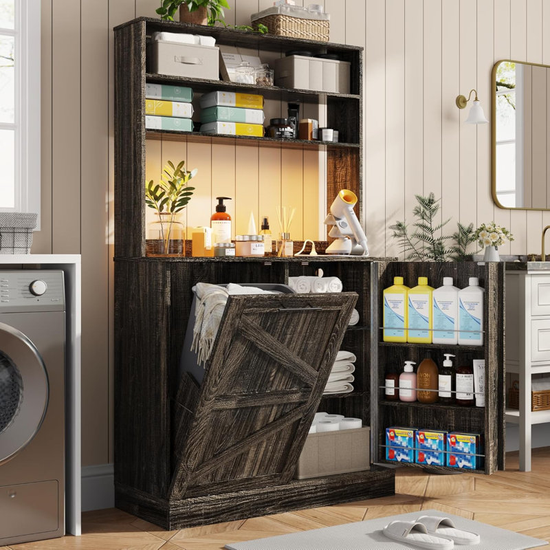 Armoire de 63 po avec poubelle 10 gallons, lumière DEL, prise, Chêne