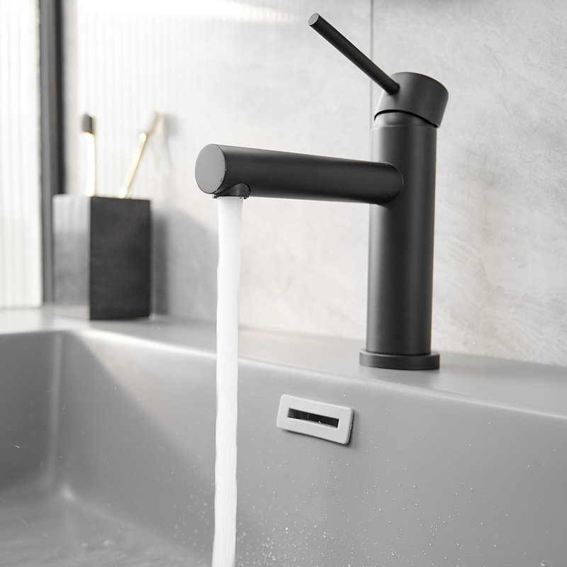 Single Hole Single Handle Bathroom Faucet, Matte Black
