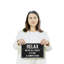 Enseigne en plastique Relax We’s All Crazy 8 po x 12 po