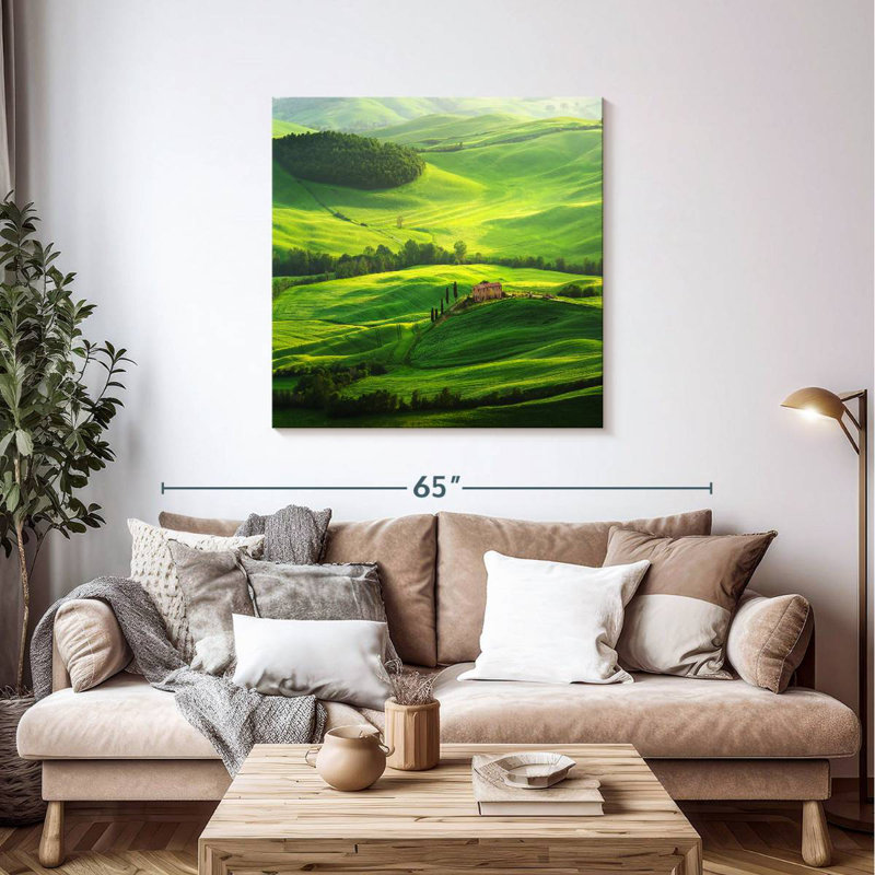 Nicci Tuscan Rolling Field