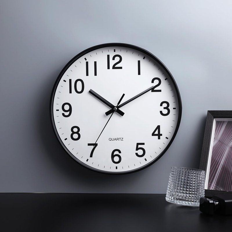 Horloge murale 12 po 12 po