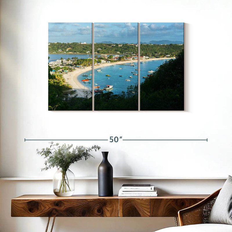 Busy Anguilla Bay, H 24 po x l 38 po