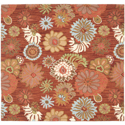 Emrick Hand Hooked Wool Floral Rug