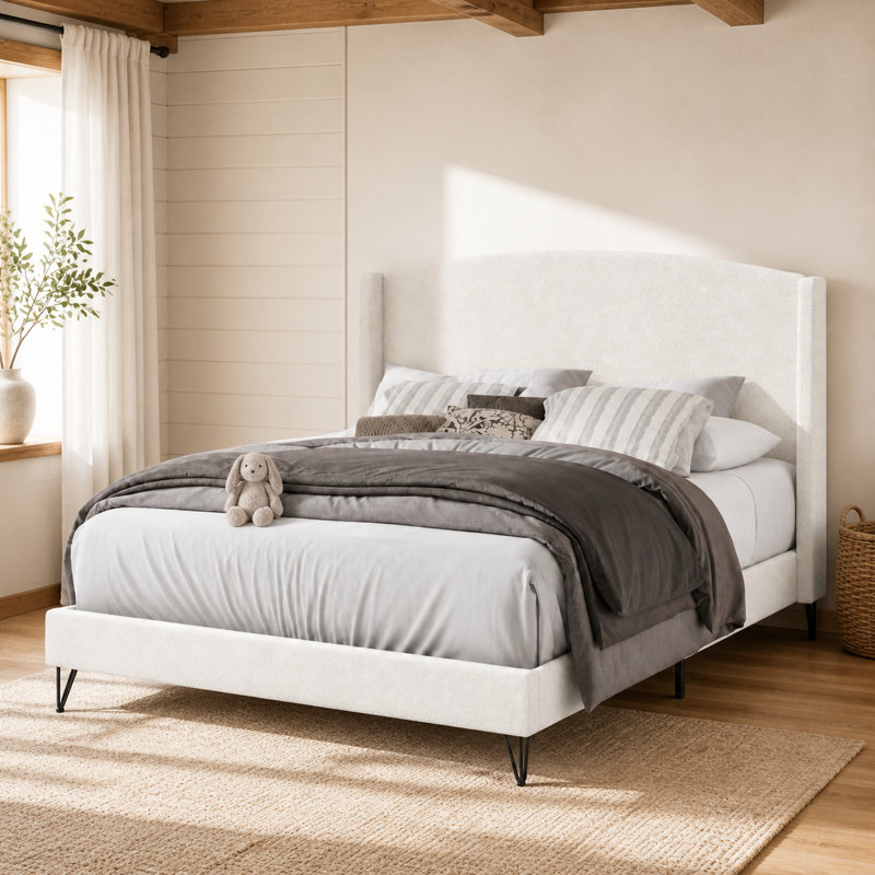 Lit plateforme tapissier Padilla Queen Boucle, Beige
