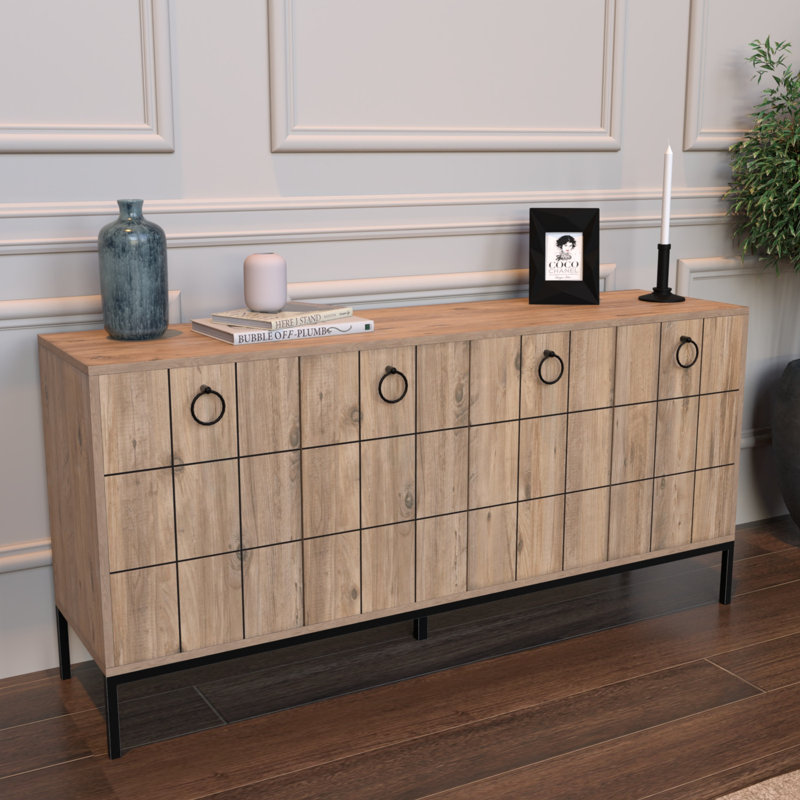 Buffet de 63 po de largeur Strausbaugh, Pin antique