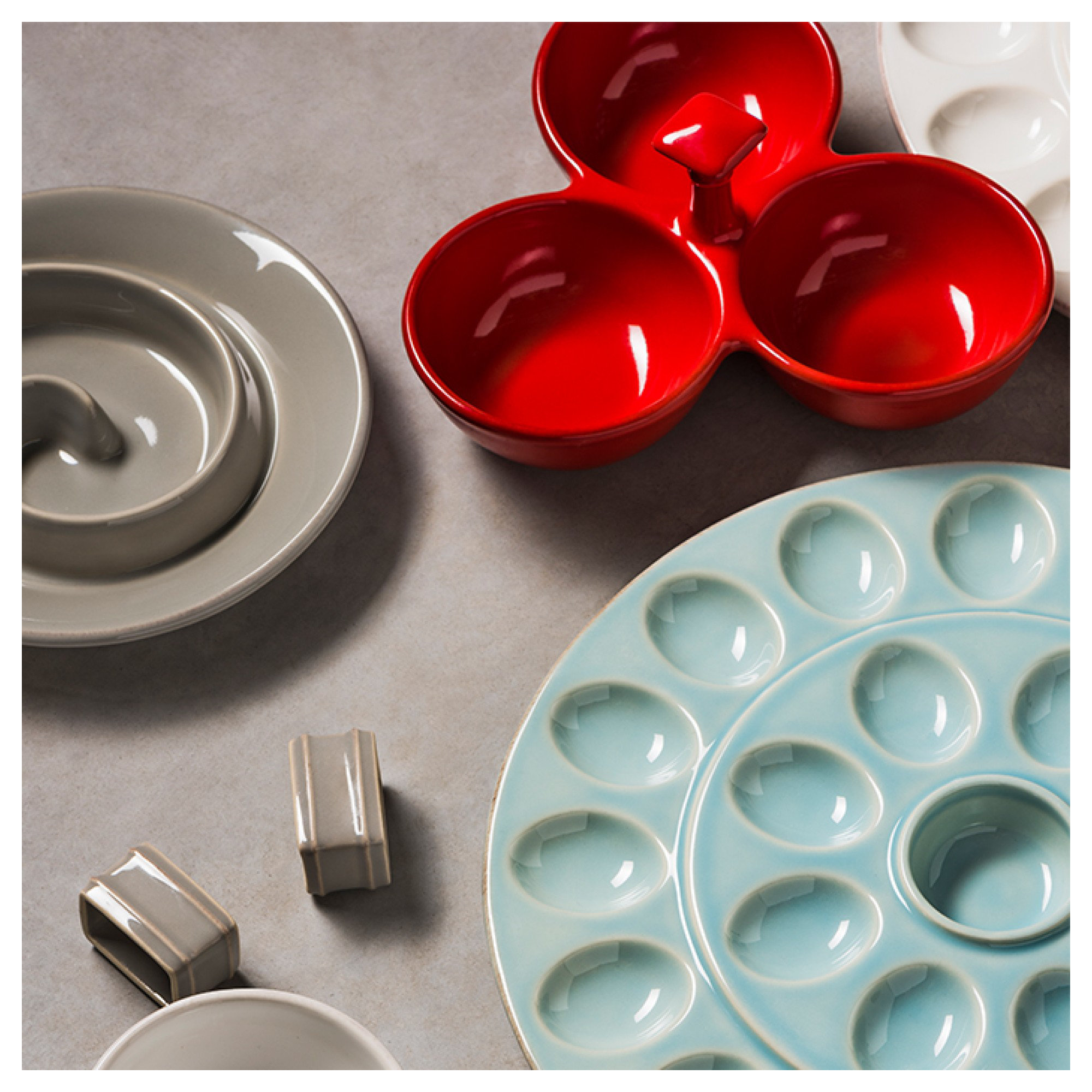 Cook & Host Round Egg Platter, Robins Egg Blue