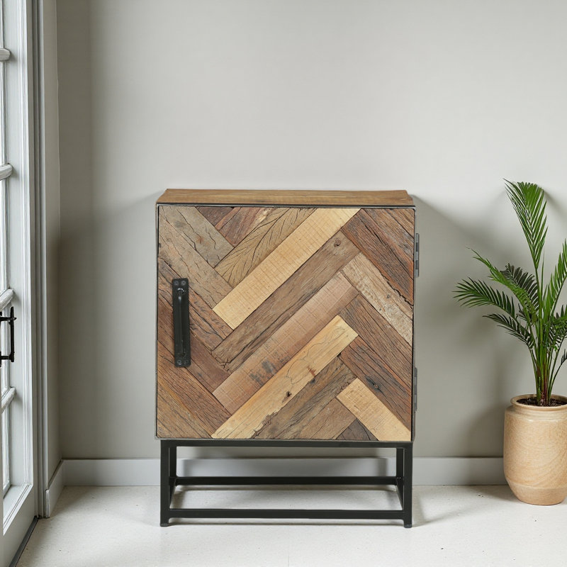 NIGHT STAND