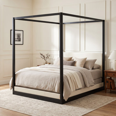 Lit plateforme à baldaquin en bois avec tête de lit tapissier, maison de campagne moderne, chambre à coucher