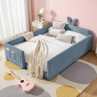 Structure de lit double tapissier pleine grandeur avec tête de lit unique, barrière de sécurité et poche de rangement - tissu bouclé, aucun sommier nécessaire