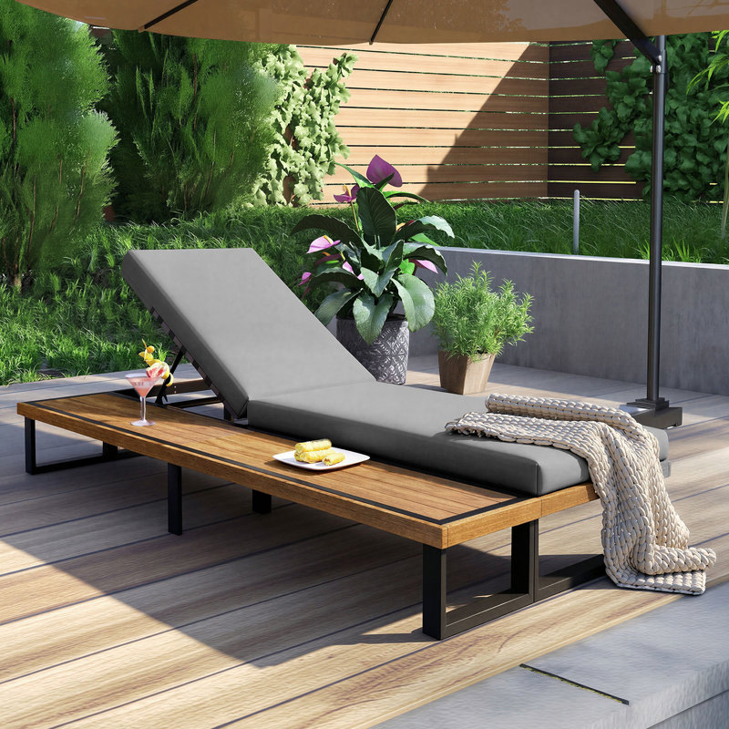 Chaise longue d'extérieur en bois d'acacia avec dossier réglable à 5 positions, inclinable avec coussin, Gris