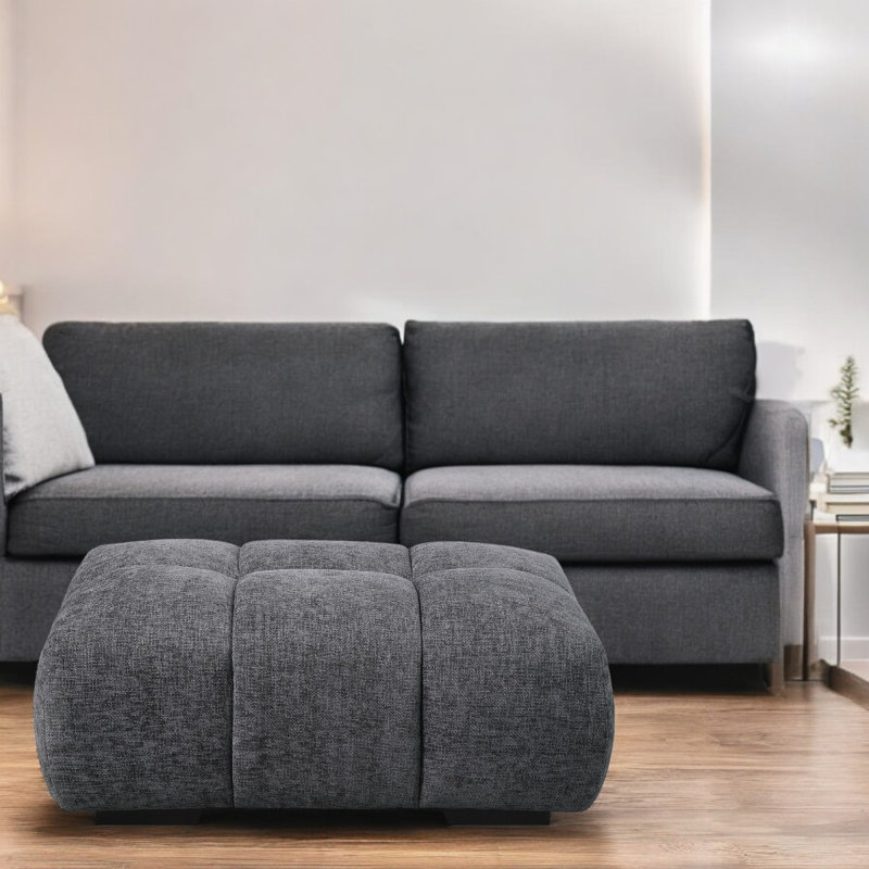 Repose-pieds en chenille gris choisi