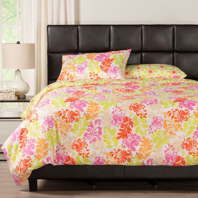 Spring Forward Polyester Floral Duvet Cover Set, Queen Duvet Cover + 2 Queen Shams