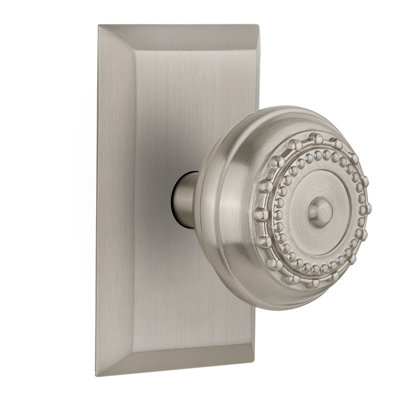Studio Plate with Meadows Door Knob