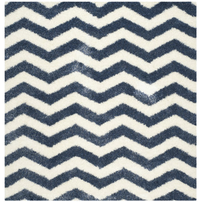 Veronica Chevron Indoor / Outdoor Area Rug