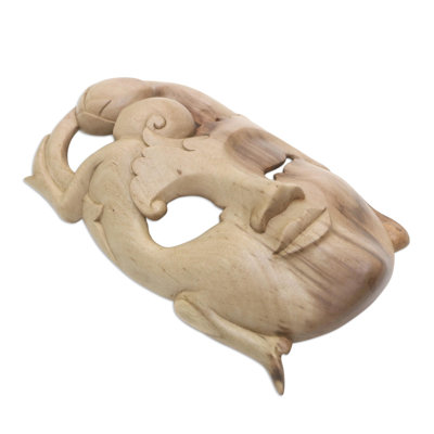 Figurines & Sculptures