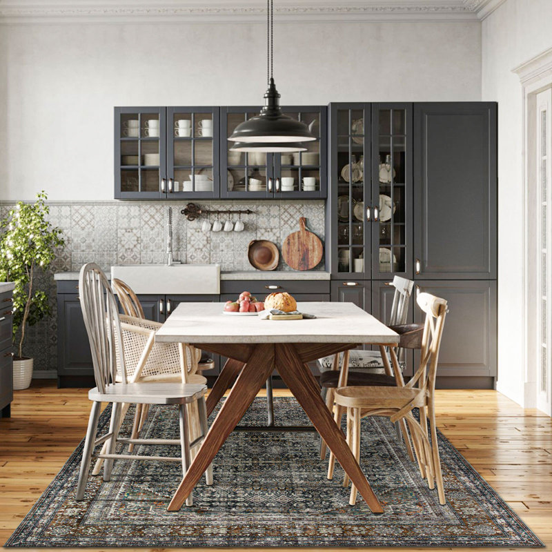 CYNTHIA Machine Washable Vintage Distressed Area Rug Soft Foldable, Rectangle 4' x 6'