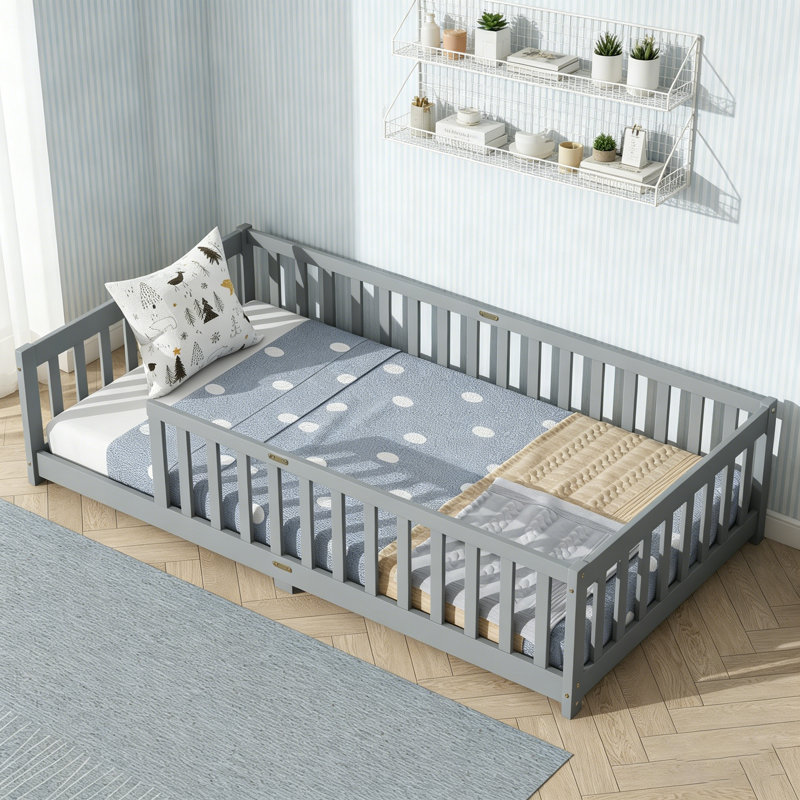 Lit simple au sol avec garde-corps de sécurité, idéal pour la transition des enfants vers un lit indépendant, gris, Gris