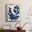 Indigo Brush Blooms I - Toile encadrée de qualité supérieure - prête à être accrochée