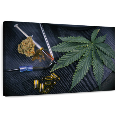 Senne Medicinal Marijuana Leaf