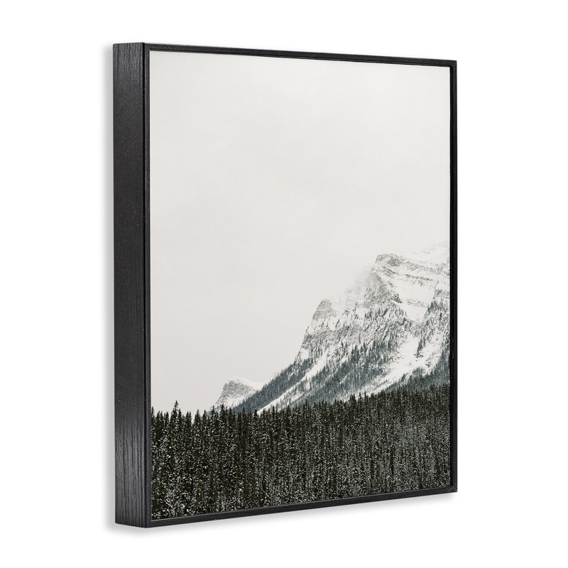 «Distant Snowy Peaks», estampe numérique par Justine Milton, Giclée encadrée noir minuit, H 14 po x l 11 po