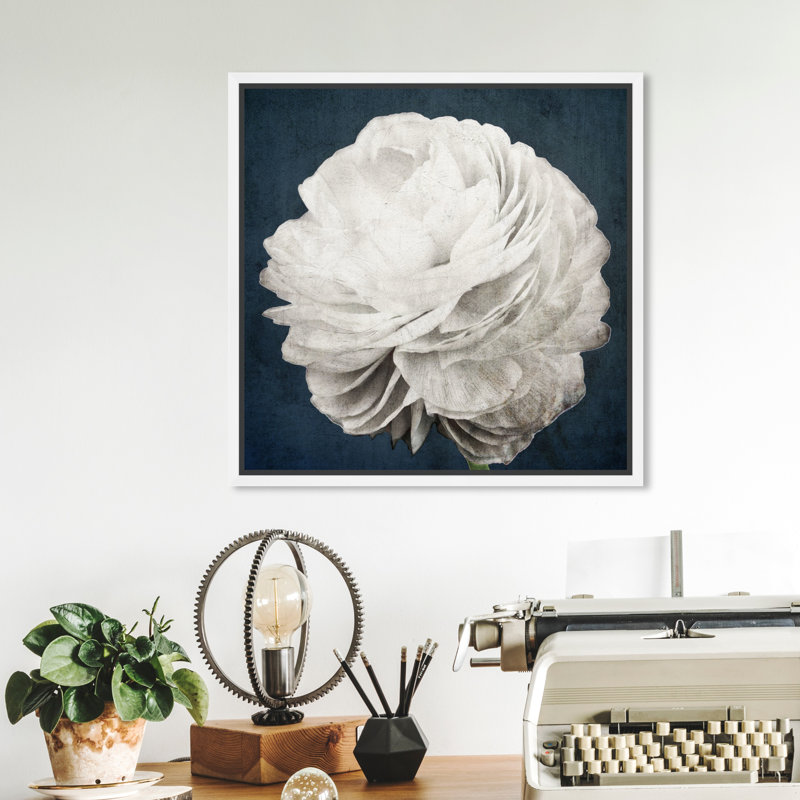 Traditional, 12" H x 12" W x 1.5" D, White