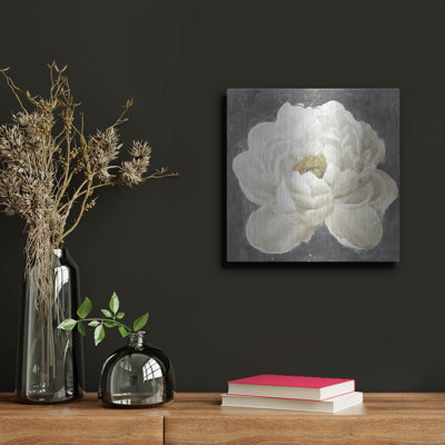  'Vivid Floral 1 White Flower' by Danhui Nai Metal Wall Art