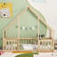 Lit simple en bois en forme de maison avec clôture, garde-corps, naturel-1197074730