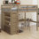 Lit mezzanine en bois avec garde-robe intégré, bureau, tablettes de rangement et tiroirs
