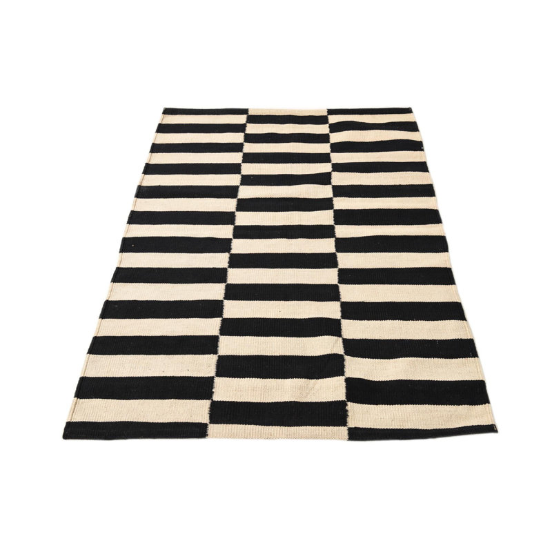 Tapis noir et blanc Orta