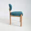 Chaises de salle à manger moelleuses-493461814
