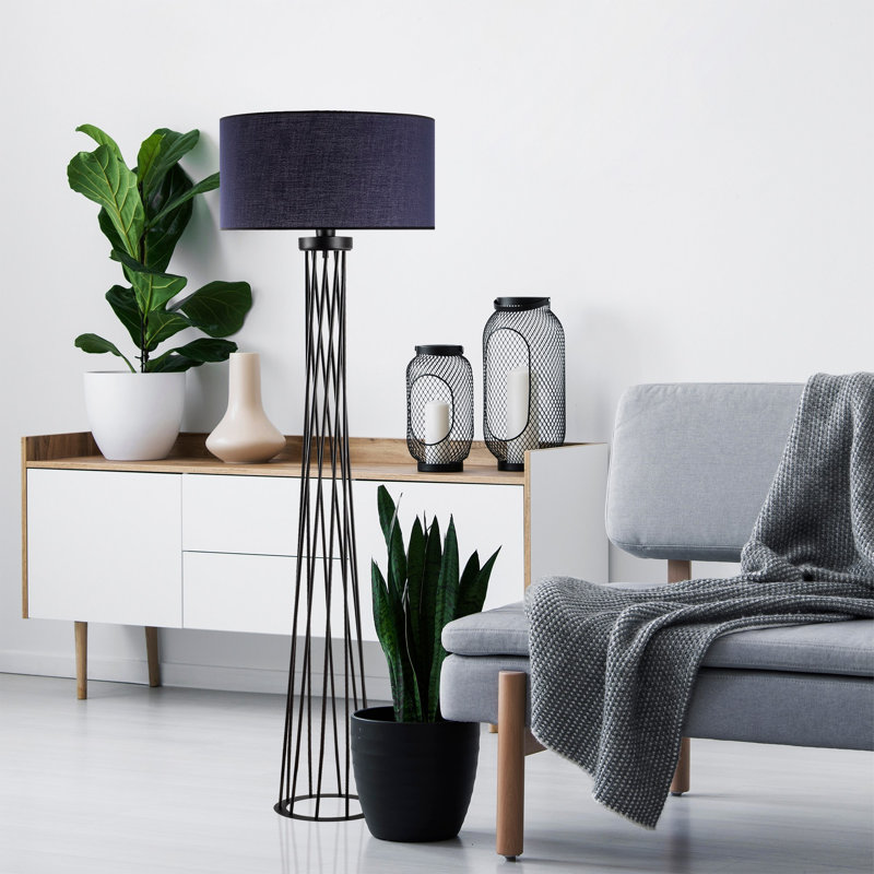 68.78'' Black Traditional Floor Lamp, Pink