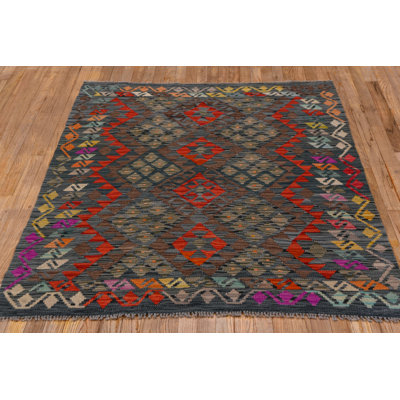 84709 Kilim