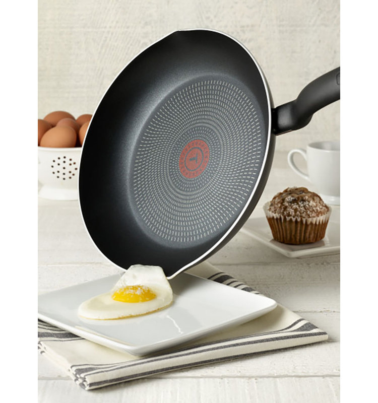 12" Black Aluminum Nonstick Fry Pan with Ergonomic Handles