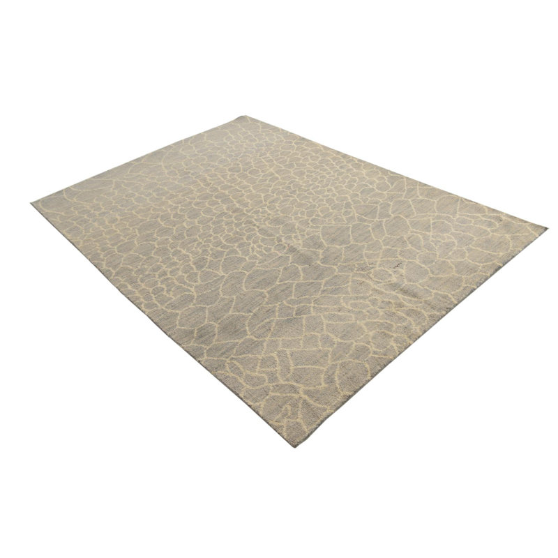 Iniguez Light Green Rug