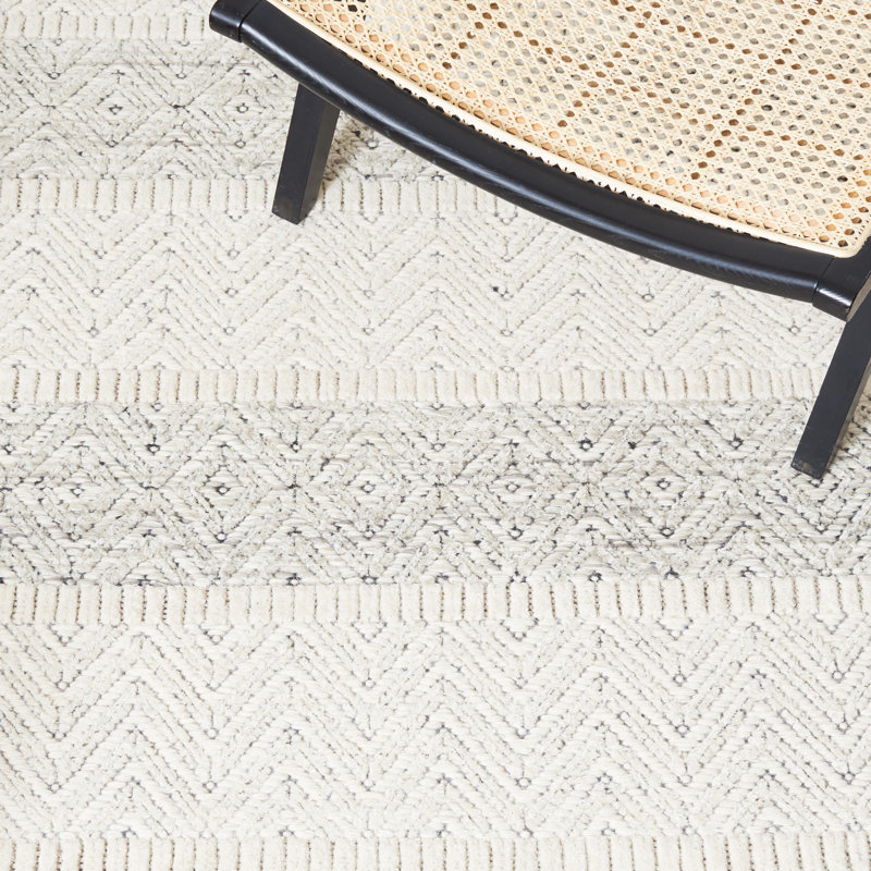 Gray Hand-knotted Wool 4' x 6' Rectangular Rug